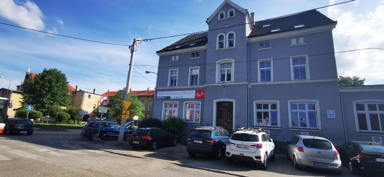 Klimatyczny apartament nr 8 z widokiem na góry Sowie Bielawa  Exterior foto
