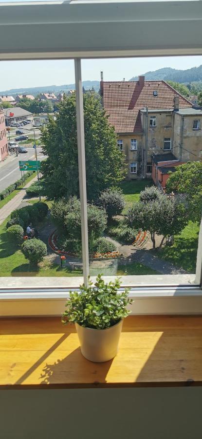 Klimatyczny apartament nr 8 z widokiem na góry Sowie Bielawa  Exterior foto
